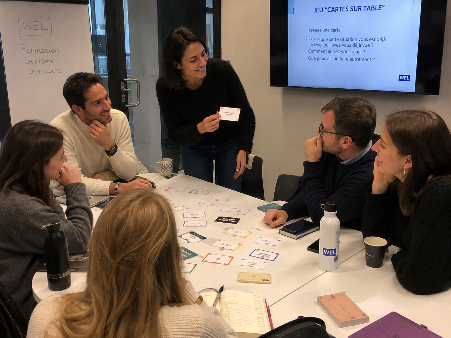 Formation WEL en entreprise : atelier animé auprès d'une équipe sur l'égalité professionnelle